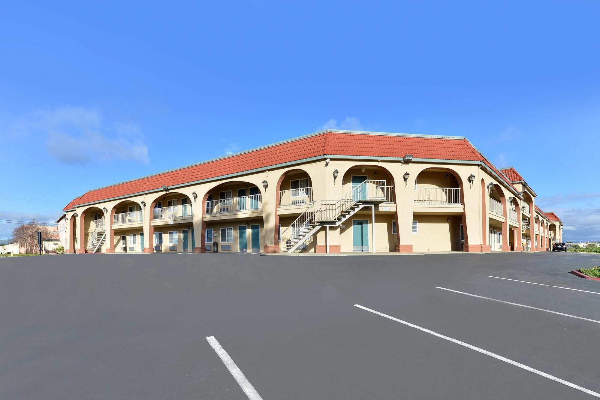 Salinas Inn Exterior photo